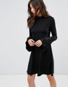 Only Swing Dress With Bell Sleeve Detail - Black