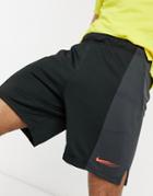 Nike Training Dri-fit Sc Energy Shorts In Black And Gray-multi
