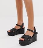 Stradivarius Crossover Raffia Wedge Sandals In Black - Black