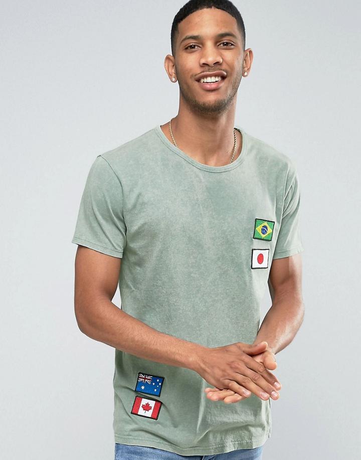 Pull & Bear T-shirt In Light Khaki With Badge Detail - Green