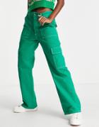 Pull & Bear Straight Leg Cargo Pants With Contrast Stitch In Green