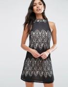 Parisian Lace Dress With High Neck - Black