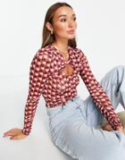 Vila Twist Front Cut Out Mesh Top In Retro Print-multi