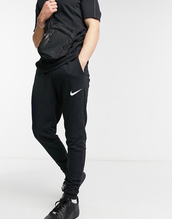 Nike Training Dry Tapered Fleece Sweatpants In Black