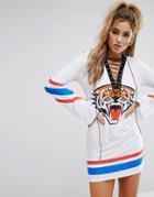 Prettylittlething Tiger Lace Up T-shirt Dress - White
