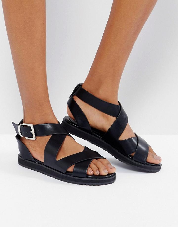 London Rebel Crossover Chunky Flat Sandal - Black