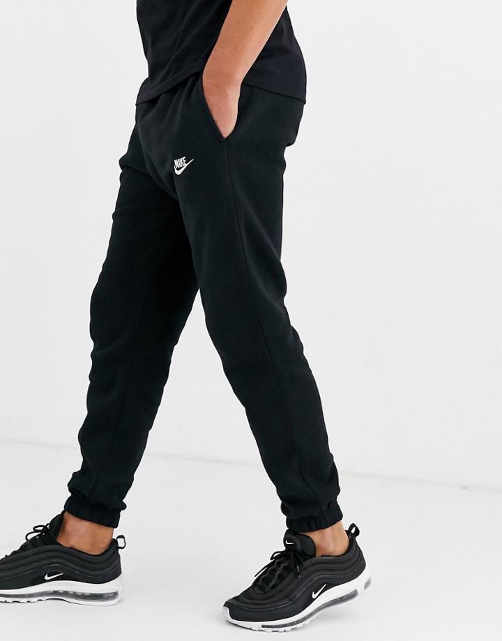 Nike Club Casual Fit Cuffed Sweatpants In Black