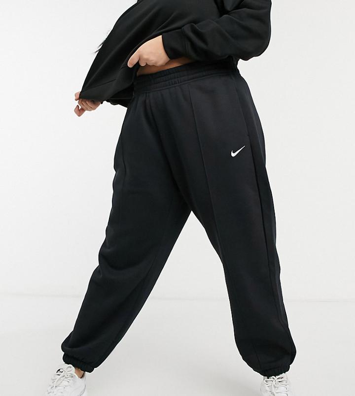 Nike Plus Trend Fleece Oversized Cuffed Sweatpants In Black