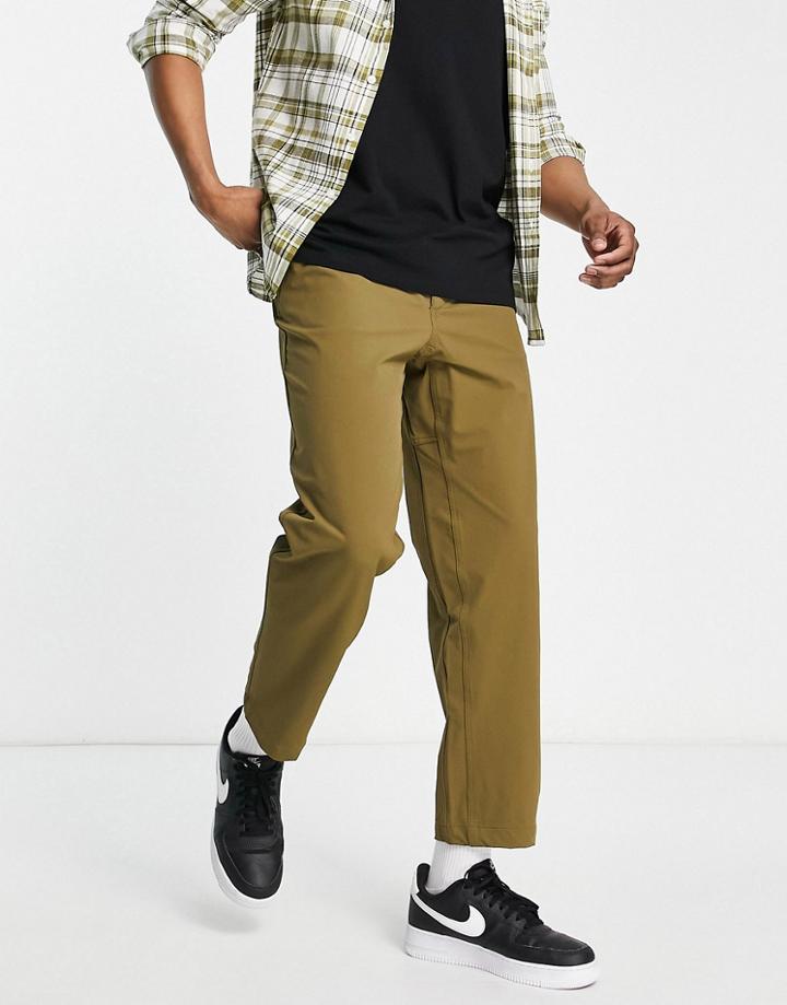 The North Face Tech Belted Easy Pants In Green