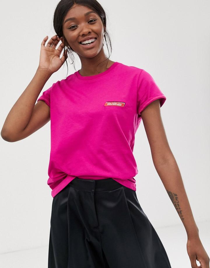 Gestuz Wild Slogan T-shirt - Pink