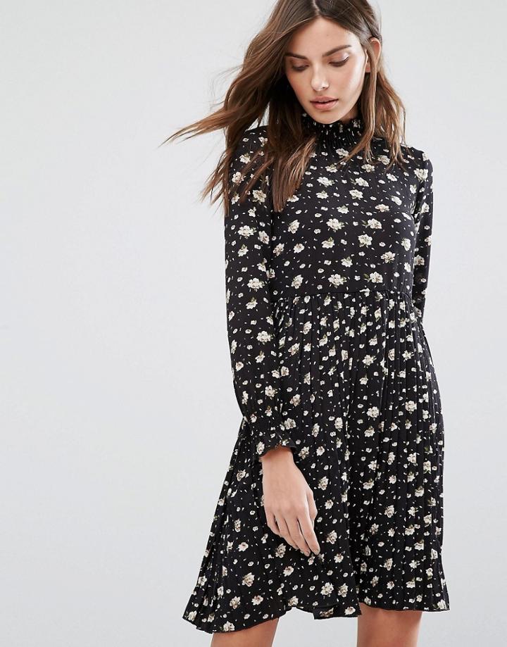 Qed London High Neck Print Dress - Black