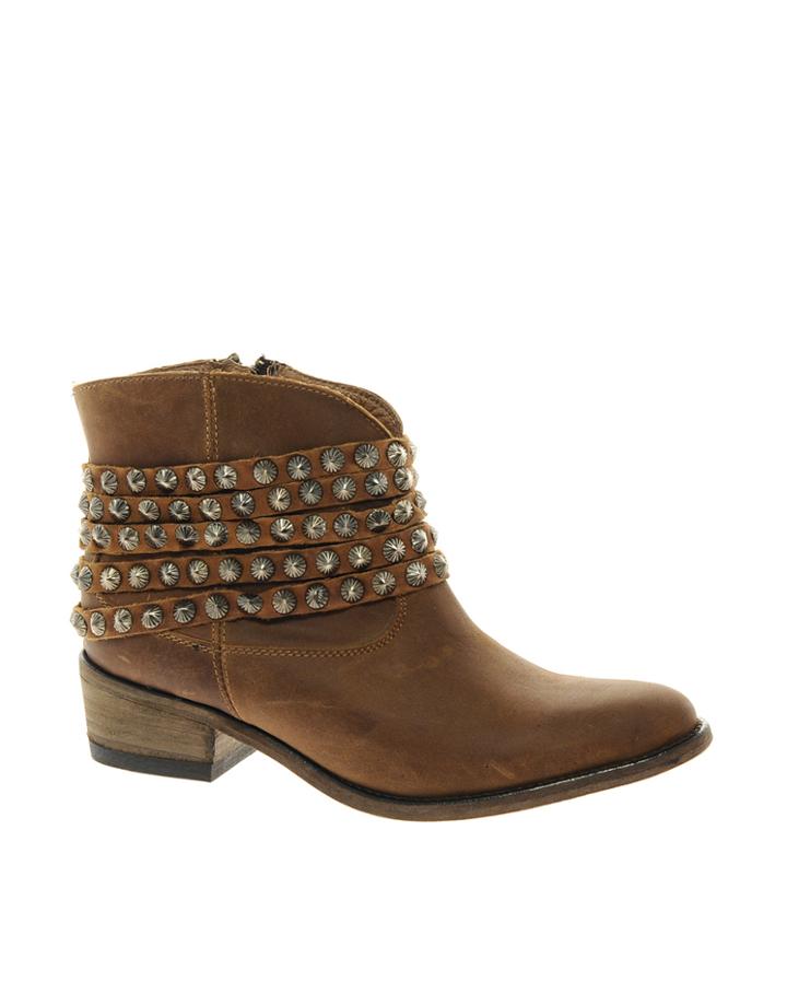 Steve Madden Janne Stud Ankle Boots