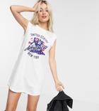 Noisy May Petite T-shirt Dress With Padded Shoulders And Usa Motif In White