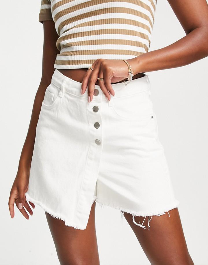 Urban Revivo Asymmetric Detail Denim Shorts In White