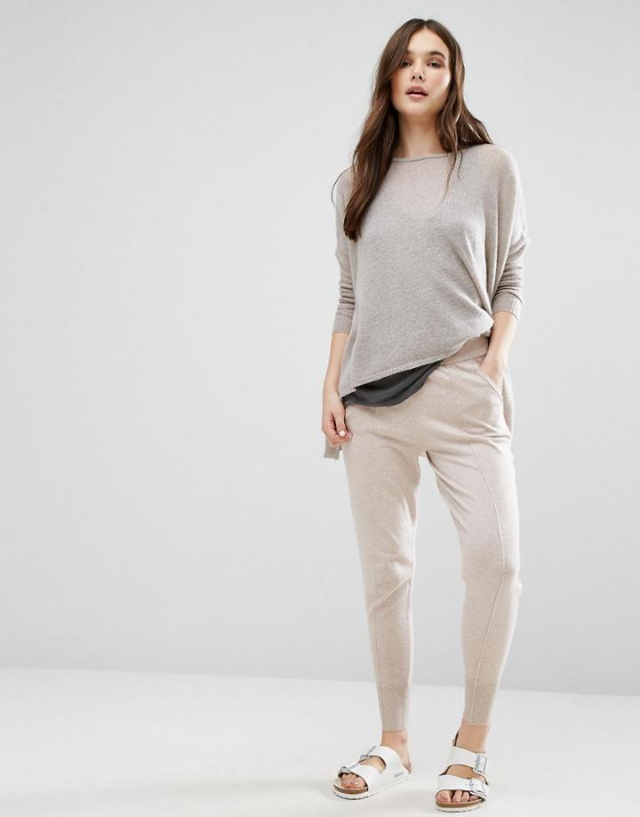 Subtle Luxury Weekender Jogger In Wheat - Beige