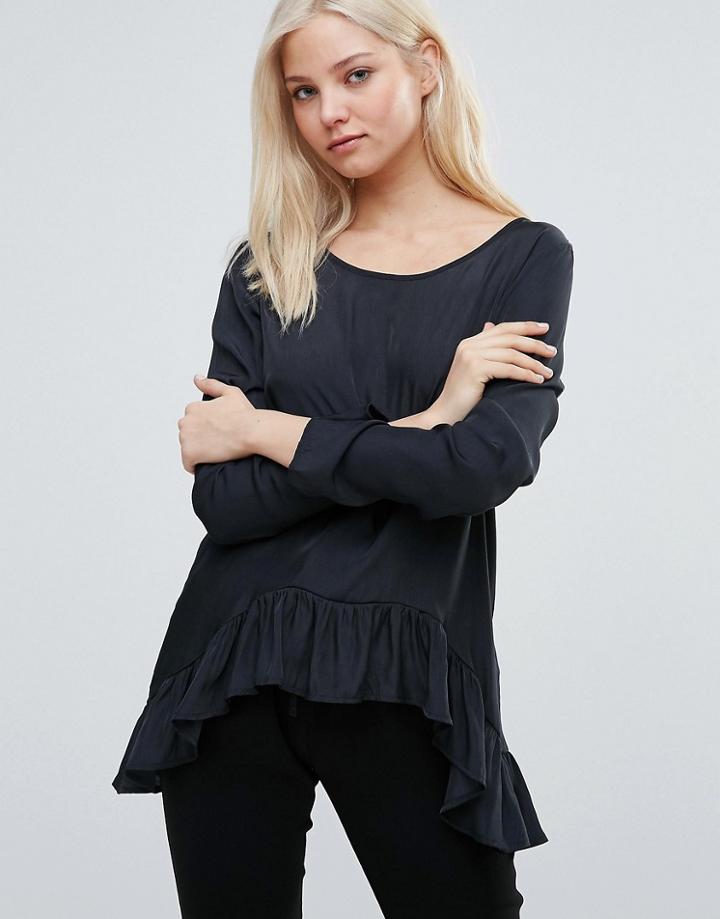 Vila Long Sleeve T- Shirt With Peplum Hem - Black