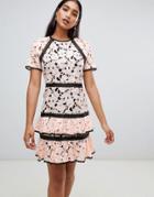 Liquorish Lace Panel Tier Dress-pink
