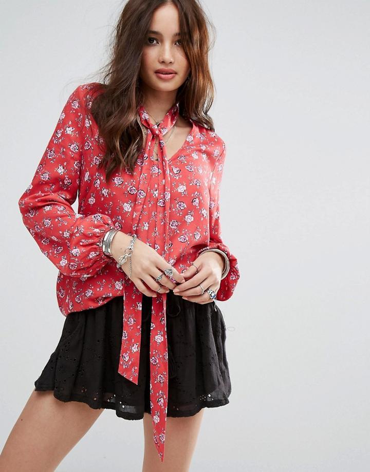 Honey Punch Relaxed Blouse With Tie Neck In Vintage Floral - Red