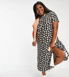 Urban Threads Plus Long T-shirt Dress In Daisy Print-black