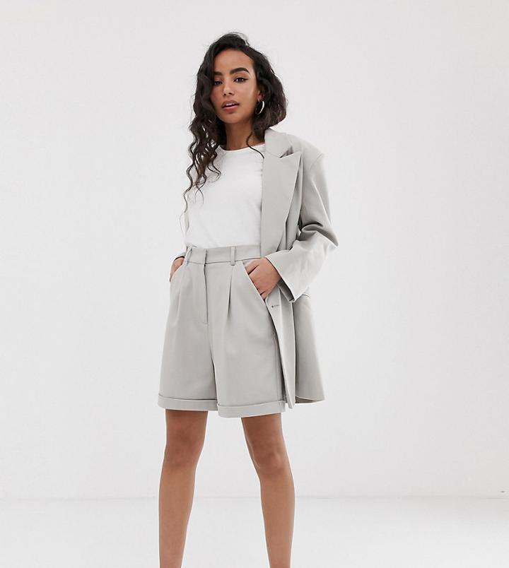 Asos Design Petite Mom Suit Shorts - Cream