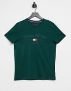 Tommy Hilfiger Front Central Logo Print T-shirt In Hunter Green