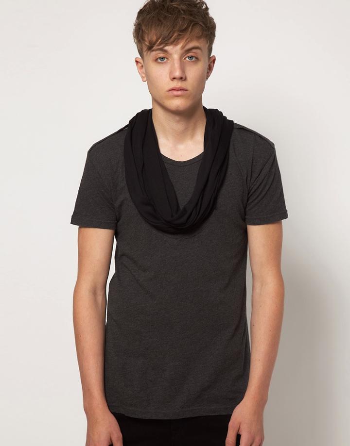 Unconditional Inserted Scarf T-shirt - Gray