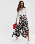 Qed London Palazzo Wide Leg Pants In Navy Floral Print - Multi