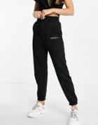 Hiit Signature Sweatpants In Black