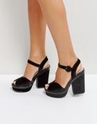 Qupid Velvet Platform Sandal - Black