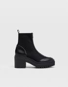 Stradivarius Chunky Heeled Chelsea Ankle Boot With Contrast Sole And Zip Front In Black