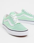 Vans Ua Old Skool Sneakers In Green Ash/true White