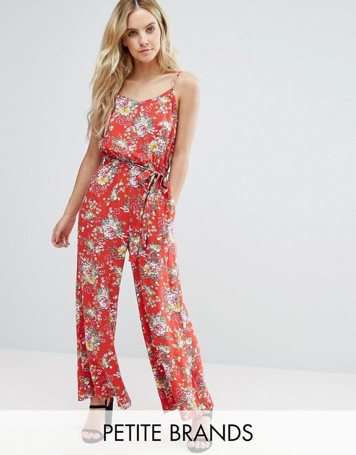 Yumi Petite Jumpsuit In Floral Print - Red
