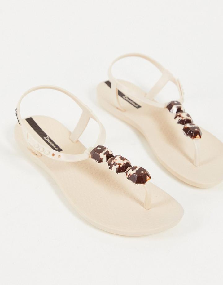 Ipanema Charm Sandals In Ivory-white