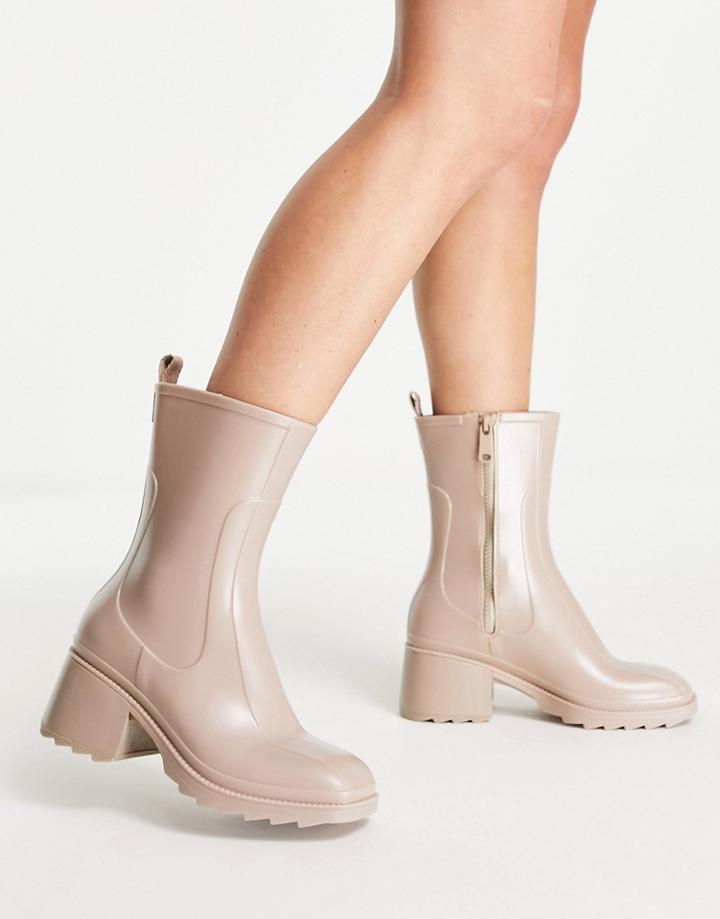 London Rebel Heeled Rain Boots In Cream-white