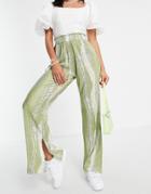 Urban Revivo Tie Dye Plisse Flared Pants In Green
