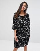 Selected Lilica Printed Shift Dress - Black
