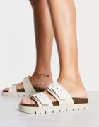 Stradivarius Buckle Detail Flat Sandals In Cream-white