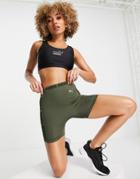 Puma Evo Knit Seamless 5 Inch Shorts In Dark Green