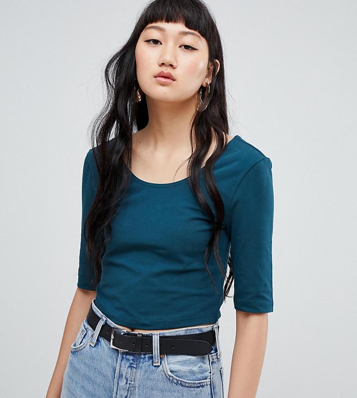 Weekday Cropped Round Neck T-shirt In Green - Green