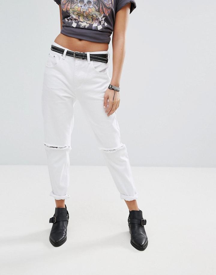 Prettylittlething Ripped Knee Mom Jeans - White