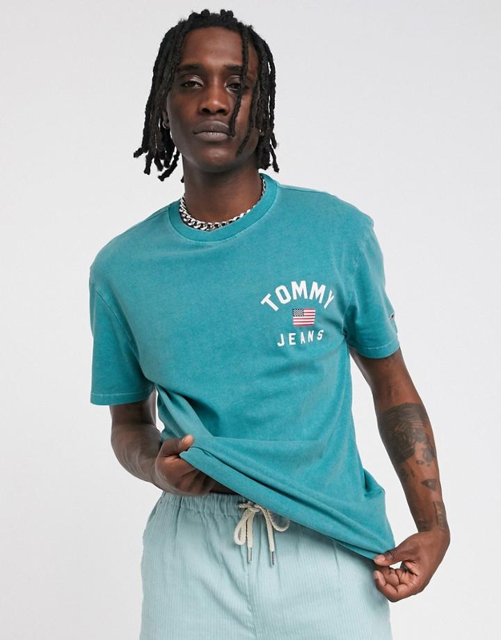 Tommy Jeans Americana T-shirt In Gray With Flag Logo