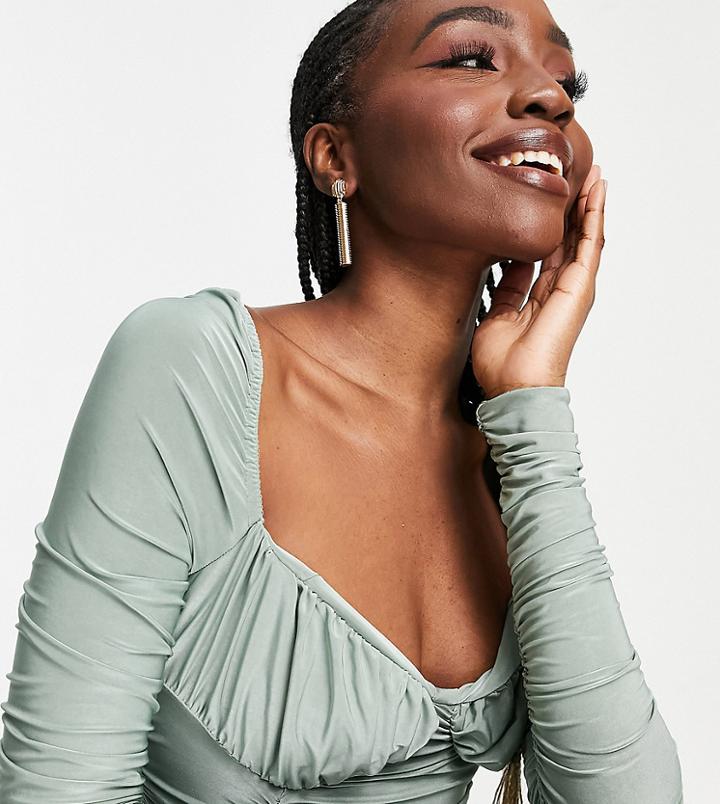 Club L London Tall Sweetheart Neck Long Sleeve Crop Top In Sage-purple