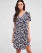 Traffic People Stitch Dress In Illustrated Floral Print - Navy Ditsy Floral
