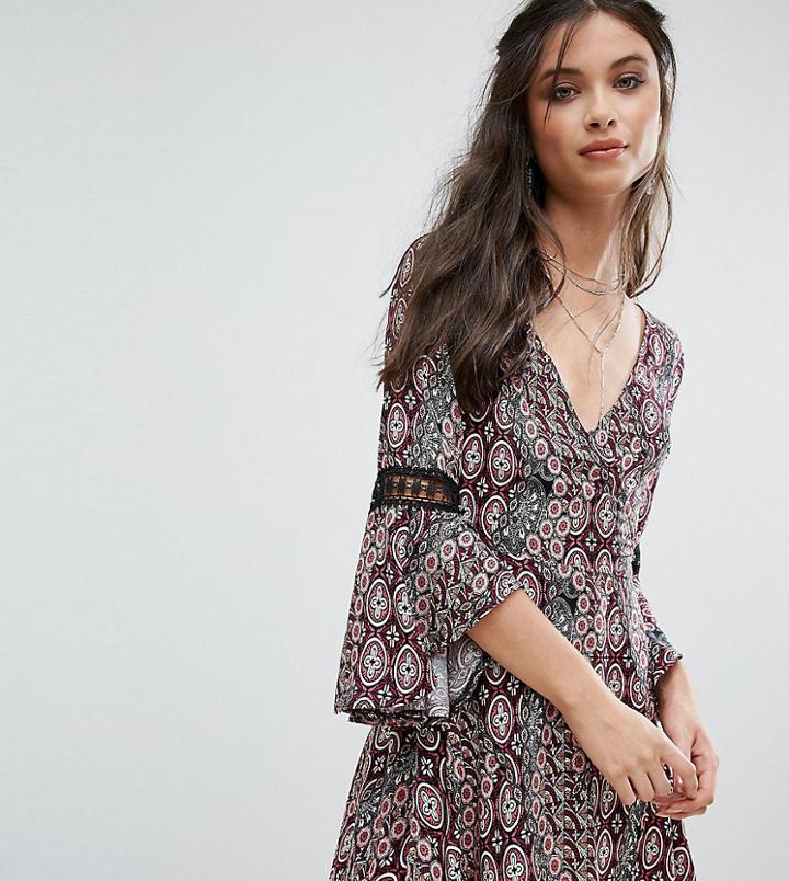 Sisters Of The Tribe Petite Printed Mini Skater Dress With Crochet Insert Sleeve - Multi