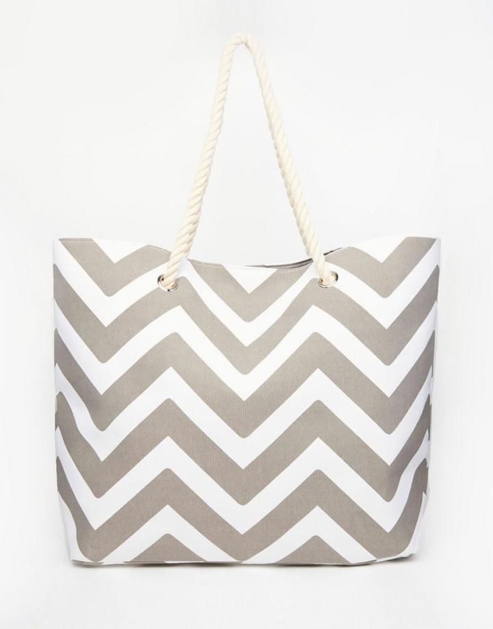 South Beach Chevron Print Beach Bag In Gray - Gray