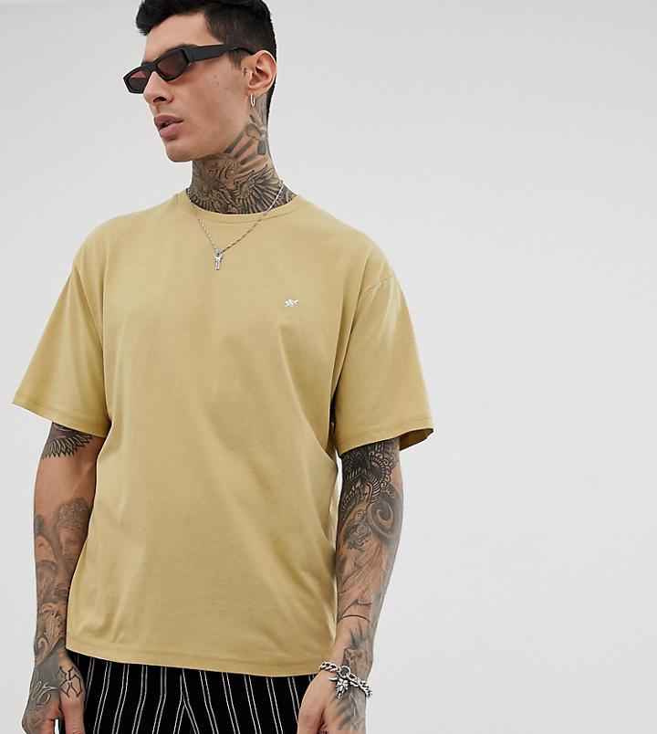 Heart & Dagger T-shirt With Embroidered Branding-black