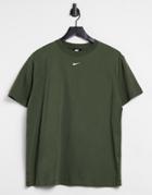 Nike Move To Zero Essential Boyfriend T-shirt In Khaki-green