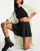 Unique21 Ribbed Flutter Shorts In Black