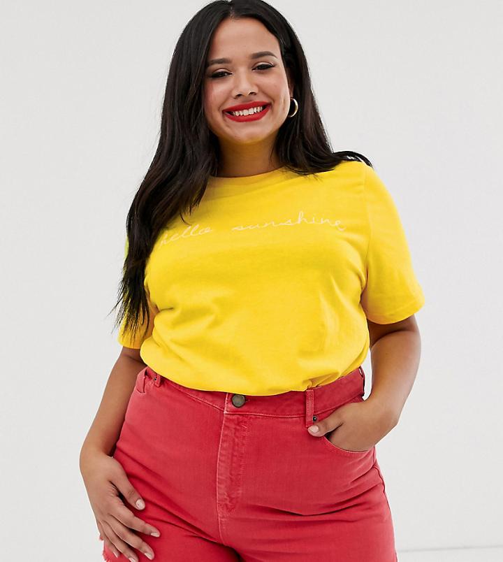 Daisy Street Plus T-shirt With Sunshine Print-yellow