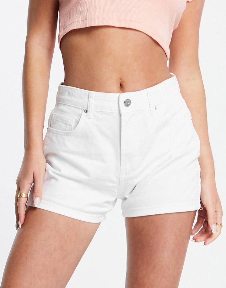 Pull & Bear High Waisted Mom Shorts In White-neutral